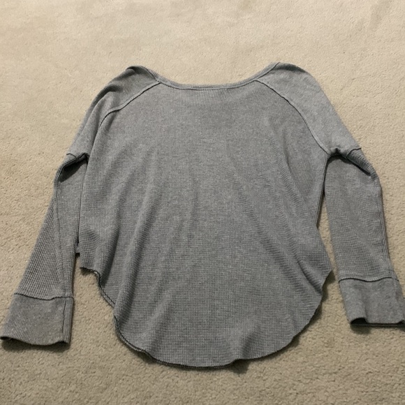 TNA sweater - small - Picture 2 of 3